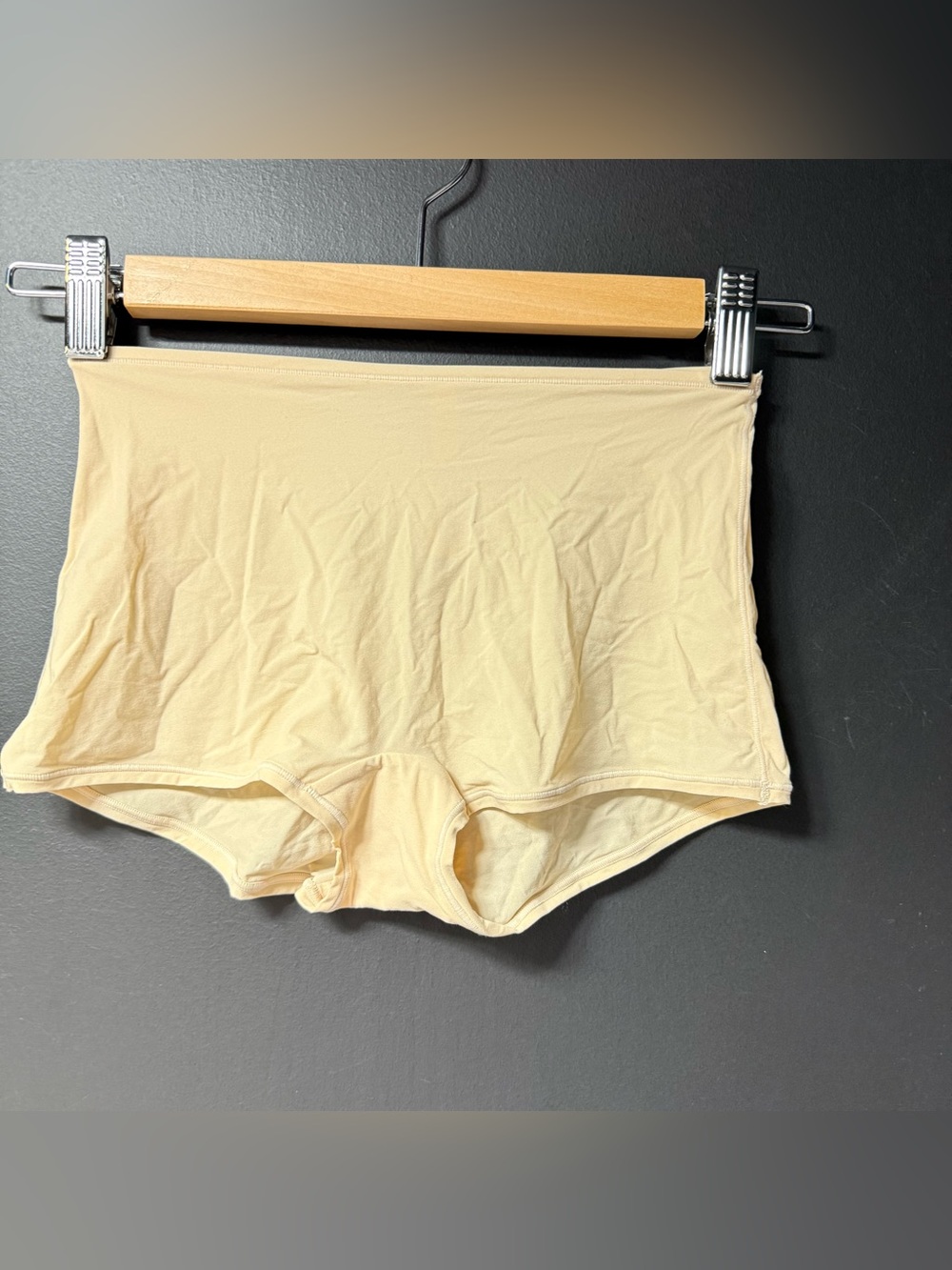 Fits Everybody Boyshorts SKIMS M